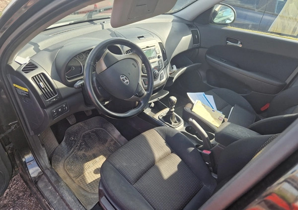 Hyundai I30 cena 4200 przebieg: 200000, rok produkcji 2007 z Kórnik małe 46